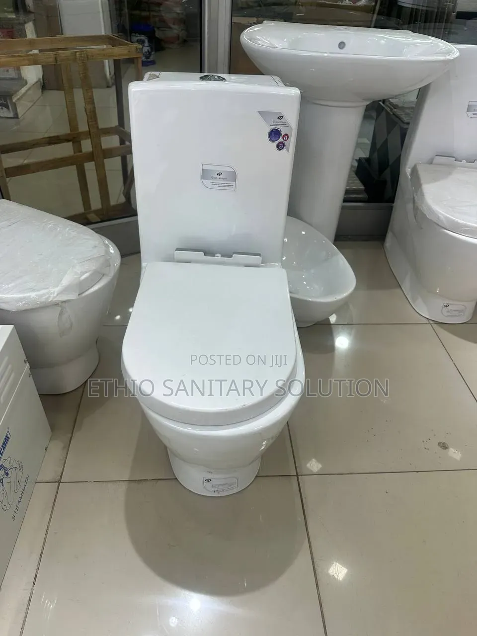 Golden Dragon Wc With Hand Wash