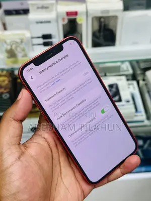 Apple iPhone 12 64 GB Red