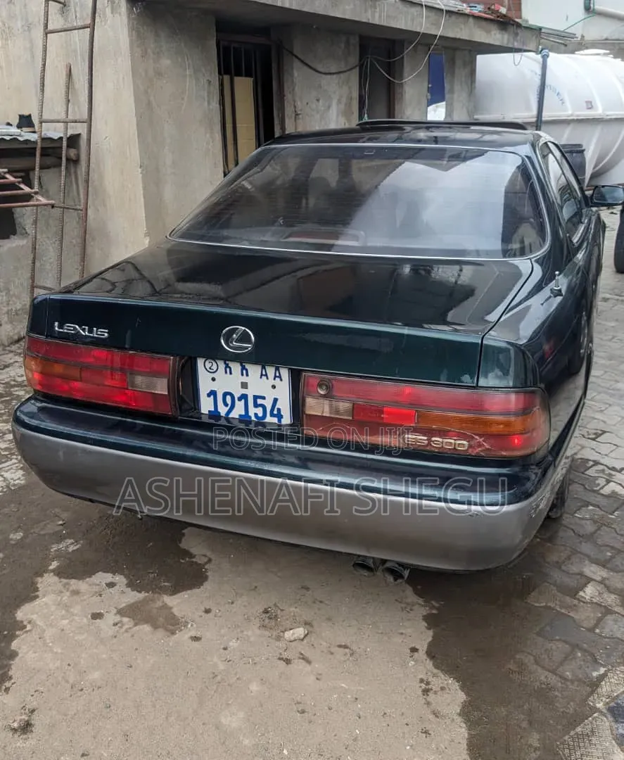 Lexus ES 300 1993 Blue