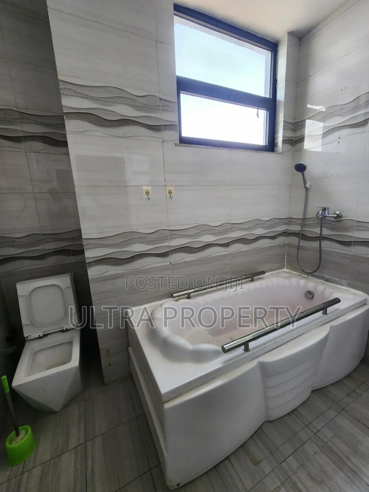 Furnished 3bdrm Penthouse in Bole for rent