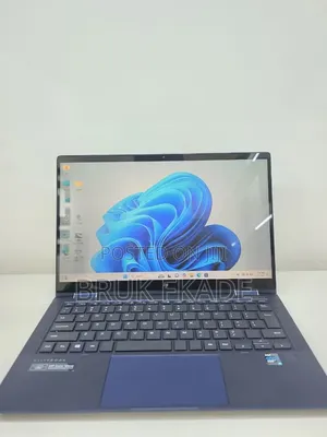 New Laptop HP Elite Dragonfly G2 16GB Intel Core i7 SSD 512GB