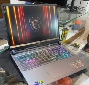 New Laptop MSI Vector 16 HX AI A2XWIG 16GB Intel Core Ultra 7 SSD 1T