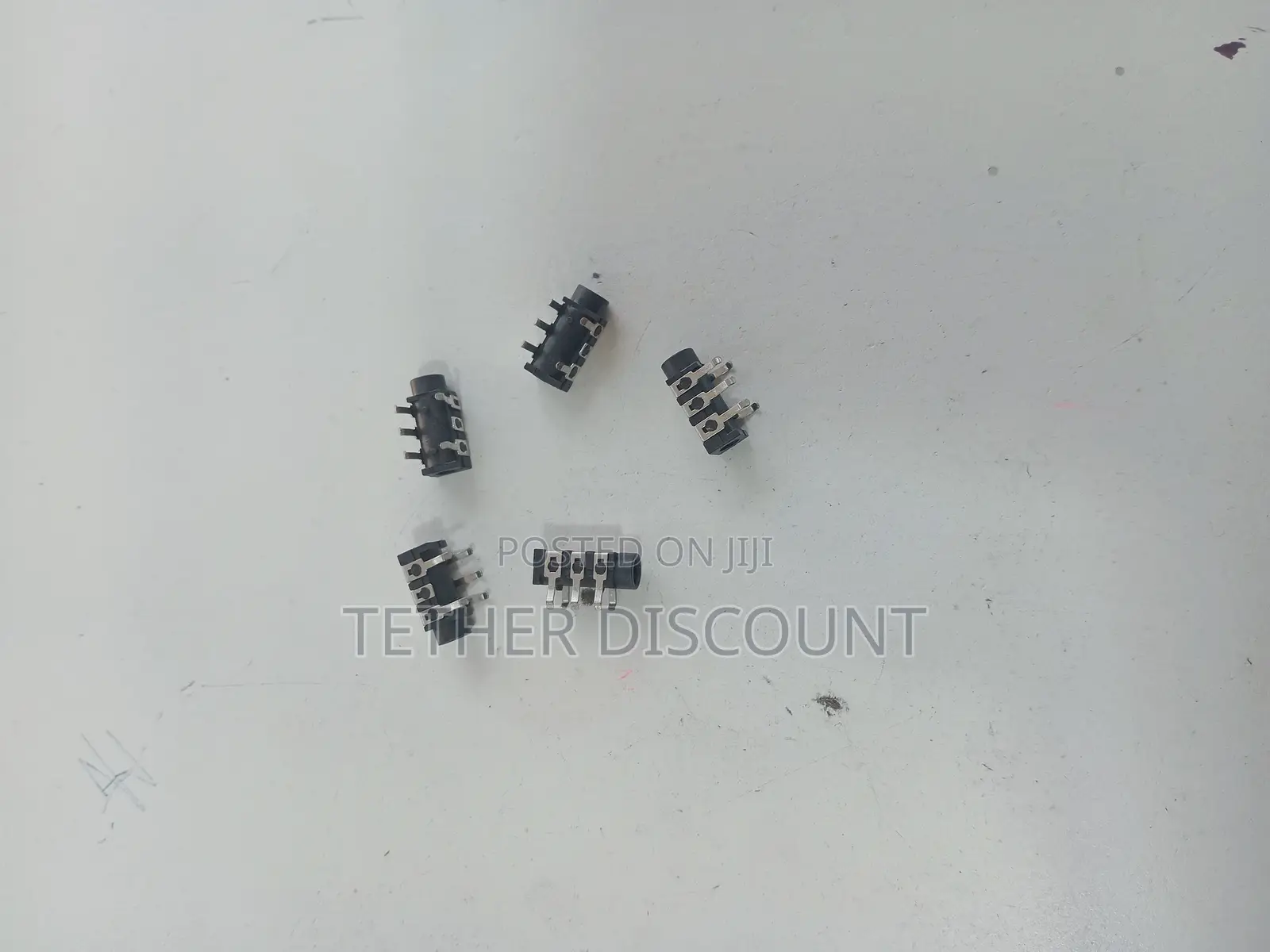 Pj313 Pj-3133-5a 3.5mm Aplugin Audio Connector 3-Pin PCB Mount