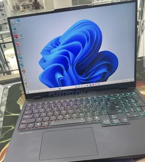 New Laptop Lenovo Legion Pro 7 32GB Intel Core i9 SSD 1T