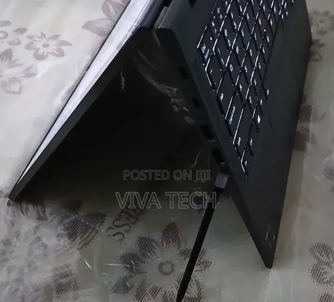 New Laptop Lenovo ThinkPad X1 Yoga 16GB Intel Core i7 SSD 512GB