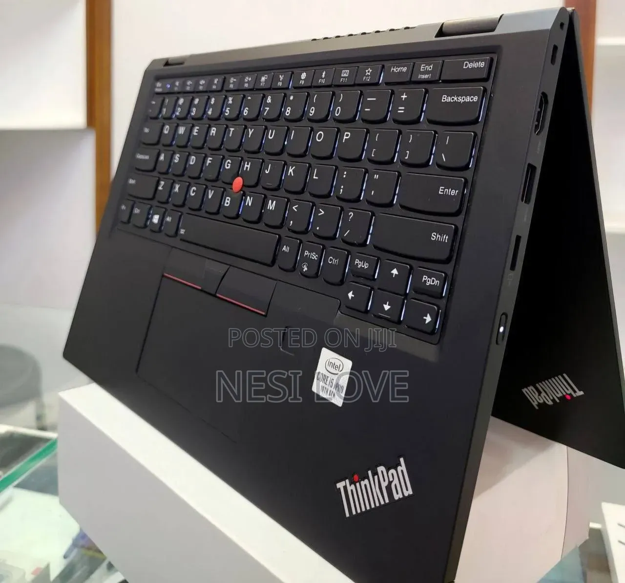 New Laptop Lenovo Yoga 330 16GB Intel Core i5 SSD 512GB
