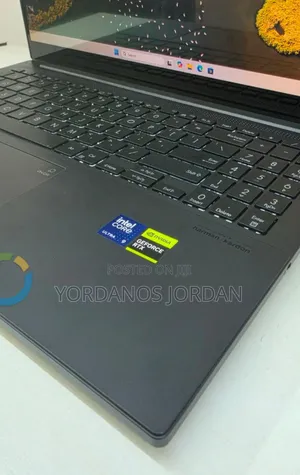 New Laptop Asus ZenBook Pro 15 UX580GE 16GB Intel Core i7 SSD 512GB