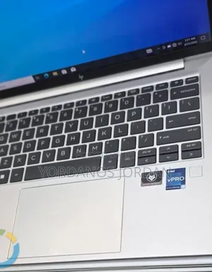 New Laptop HP EliteBook 840 G9 16GB Intel Core i7 SSD 512GB
