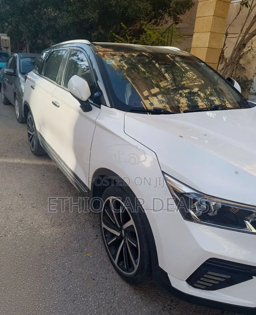 Bestune T77 1.2 FWD 2022 White