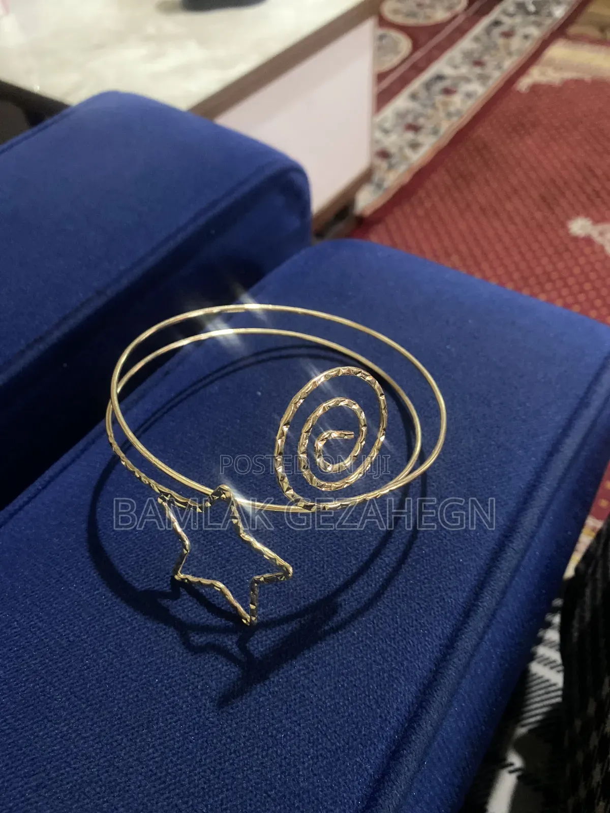 Bracelet or Jewlleery