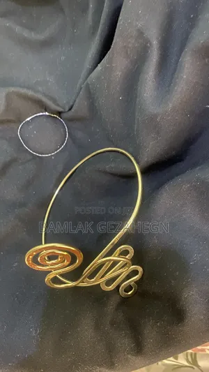 Bracelet or Jewlleery