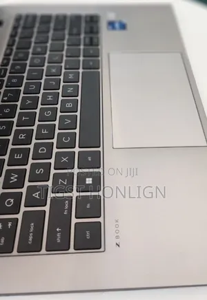 New Laptop HP ZBook 14 16GB Intel Core i7 SSD 512GB