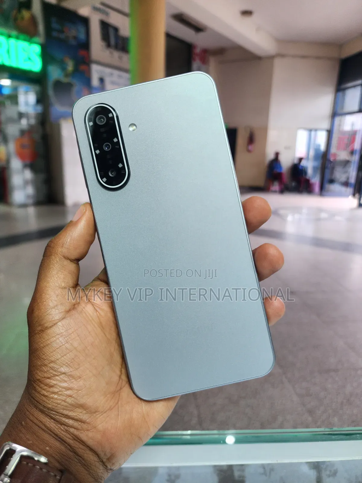 New Samsung Galaxy A17 5G 256 GB Gray
