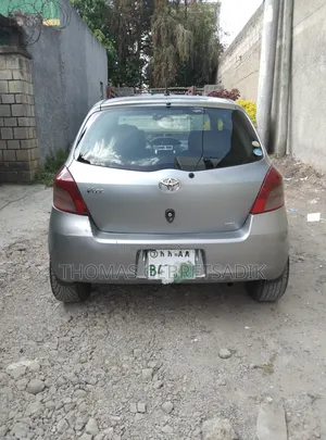 Toyota Yaris 1.0 VVT-i 2008 Silver