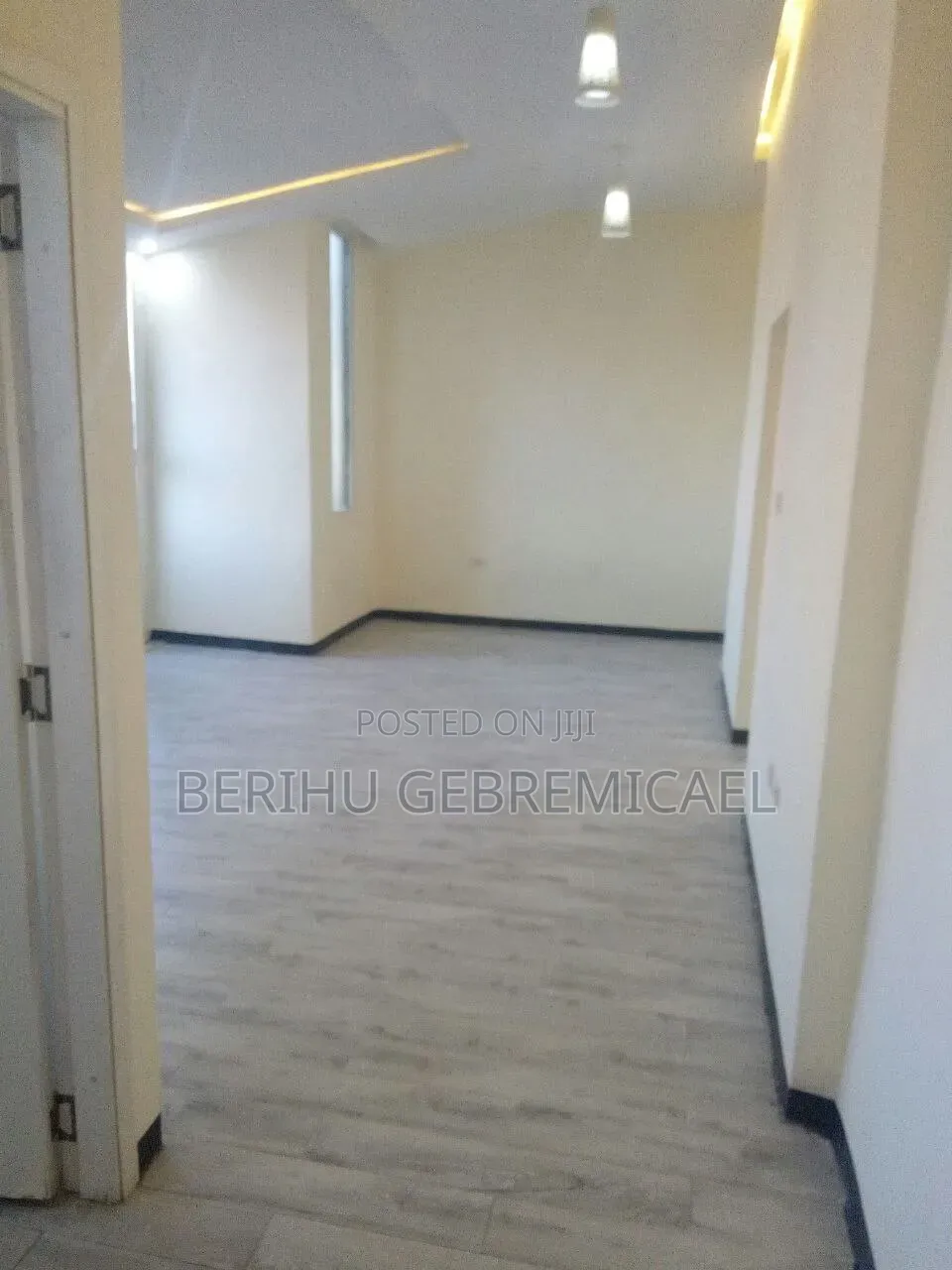 2bdrm Condo in አያት, Yeka for sale