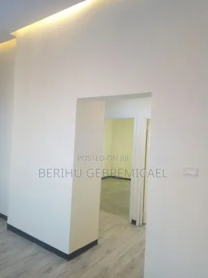 2bdrm Condo in አያት, Yeka for sale