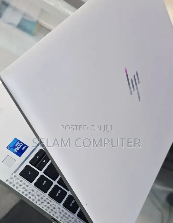 New Laptop HP EliteBook 840 G8 16GB Intel Core i7 SSD 512GB