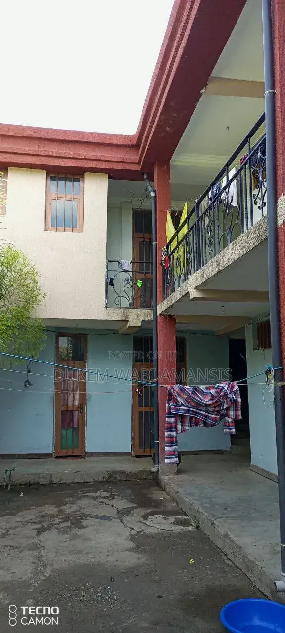 Furnished 10bdrm Apartment in Dukam, East Shewa for sale