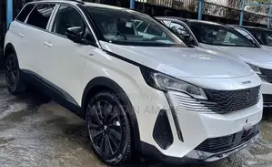 New Peugeot 5008 2023 White