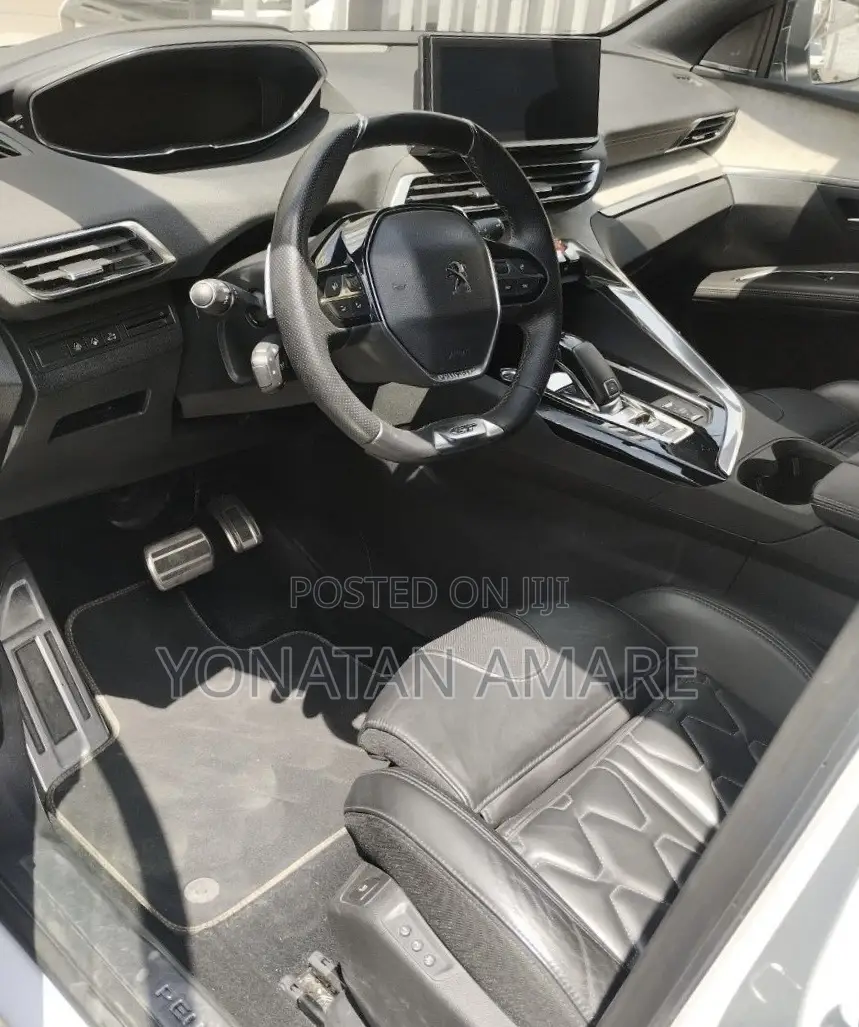 New Peugeot 5008 2023 White