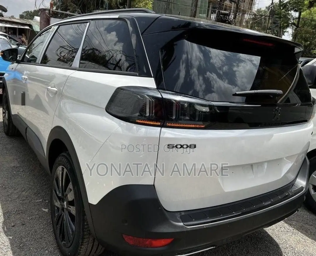 New Peugeot 5008 2023 White