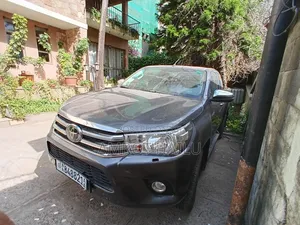 Toyota Hilux 2018 Black