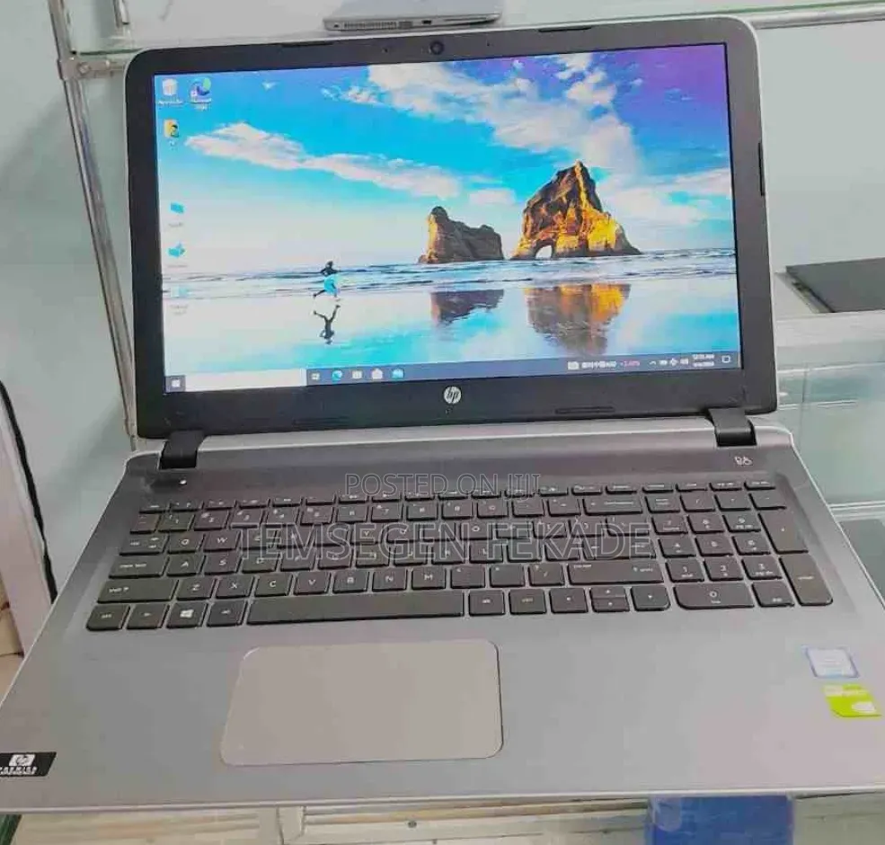 New Laptop HP Envy 15 8GB Intel Core i7 SSD 512GB