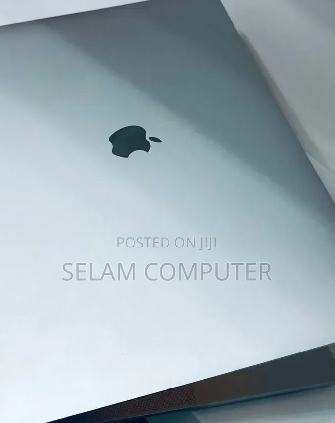 New Laptop Apple MacBook Pro 2019 16GB Intel Core i9 SSD 1T