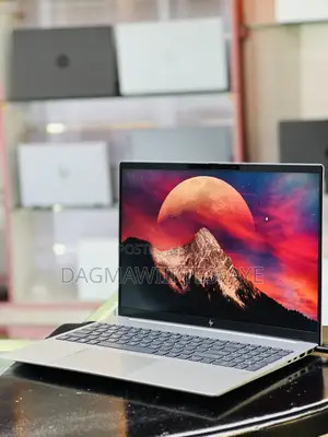 New Laptop HP Pavilion 15 16GB Intel Core Ultra 7 SSD 1T
