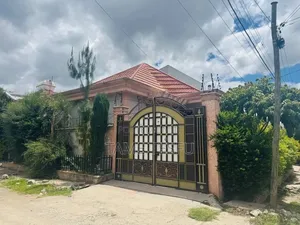 Furnished 4bdrm Villa in ሀያት ዞን, Bole for sale