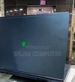 New Laptop Alienware M15 r3 16GB Intel Core Ultra 9 SSD 1T