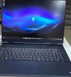 New Laptop Alienware M15 r3 16GB Intel Core Ultra 9 SSD 1T