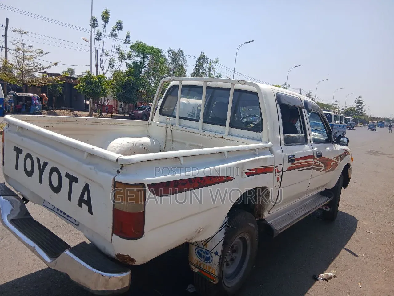 Toyota Hilux 1996 White