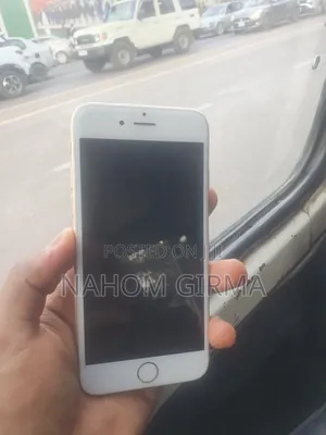 Apple iPhone 6s 32 GB Rose Gold