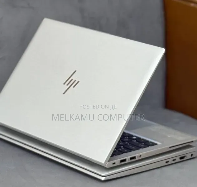New Laptop HP EliteBook 830 G8 16GB Intel Core i7 SSD 512GB