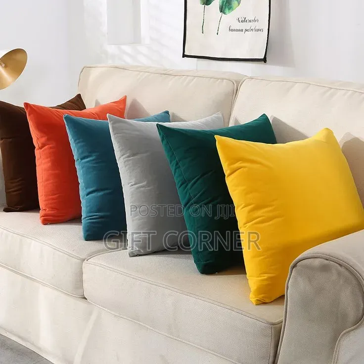 Colorful Sofa Pillow Set 45x45cm Size