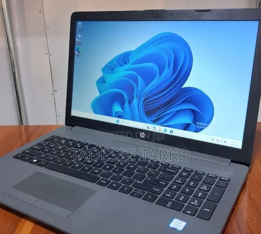 New Laptop HP 250 G7 8GB Intel Core i7 SSD 256GB