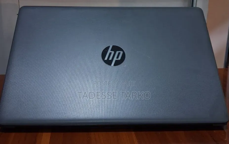 New Laptop HP 250 G7 8GB Intel Core i7 SSD 256GB