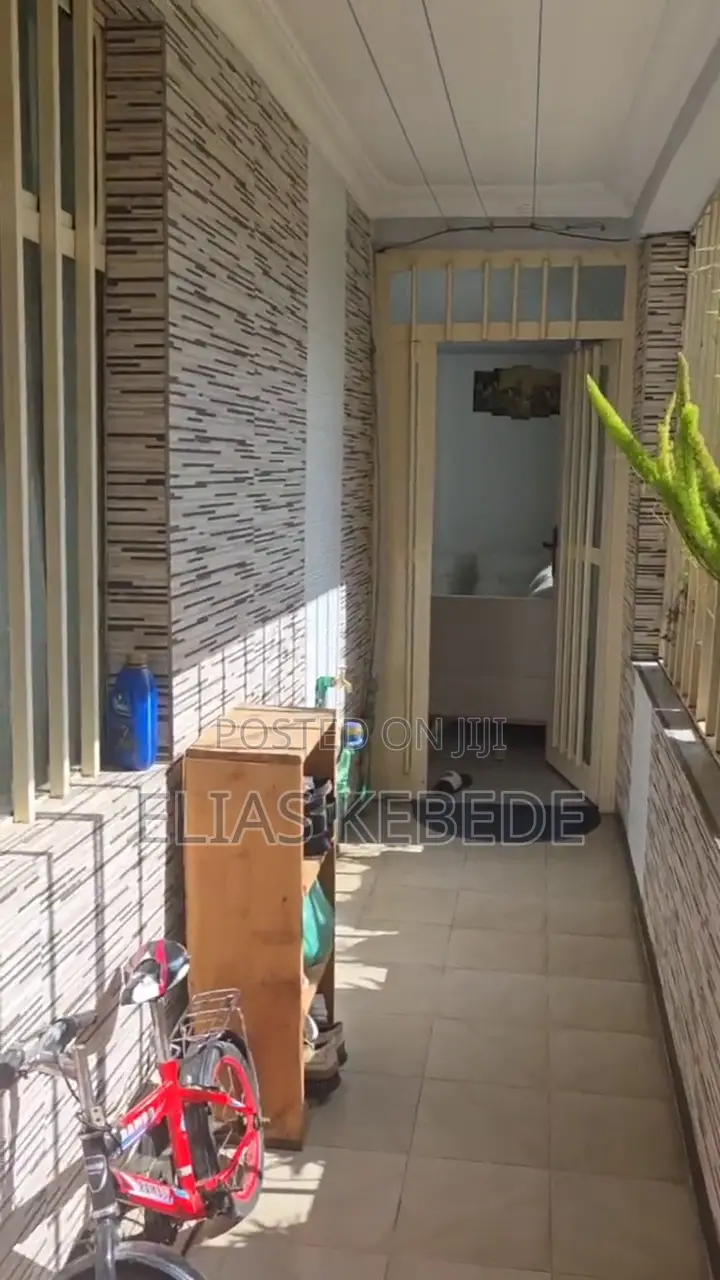 Furnished 3bdrm Condo in Yeka for sale