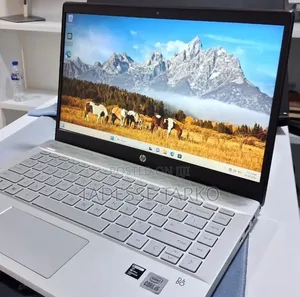 New Laptop HP Pavilion 14 8GB Intel Core i5 SSD 512GB