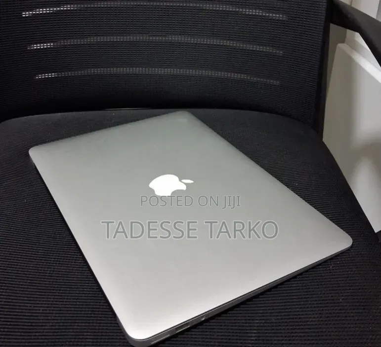 New Laptop Apple MacBook Air 2015 8GB Intel Core i5 SSD 256GB
