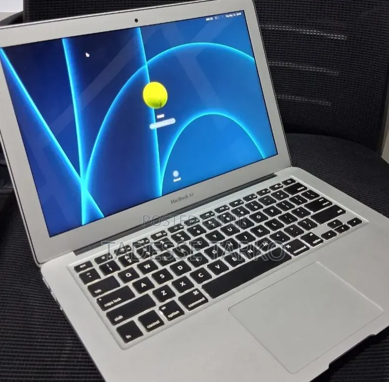 New Laptop Apple MacBook Air 2015 8GB Intel Core i5 SSD 256GB