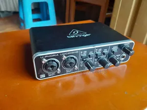 Behringer U Phoria Umc202hd Sound Card