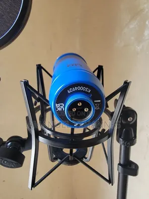Rode Nt1 Signature Series Studio Microphone