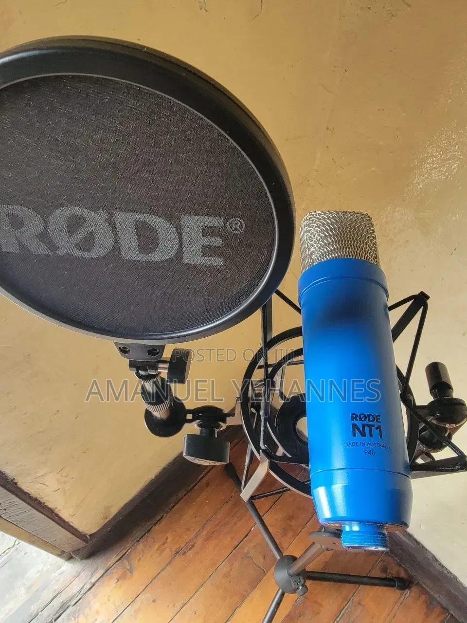 Rode Nt1 Signature Series Studio Microphone