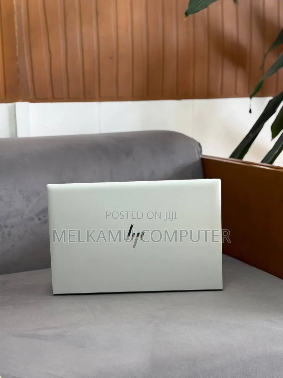 New Laptop HP EliteBook 830 G8 8GB Intel Core i7 SSD 512GB