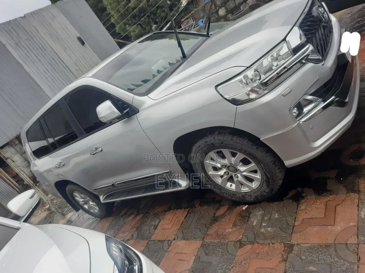 Toyota Land Cruiser 5.7 V8 GXR 2020 Silver