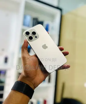 New Apple iPhone 15 Pro Max 256 GB White