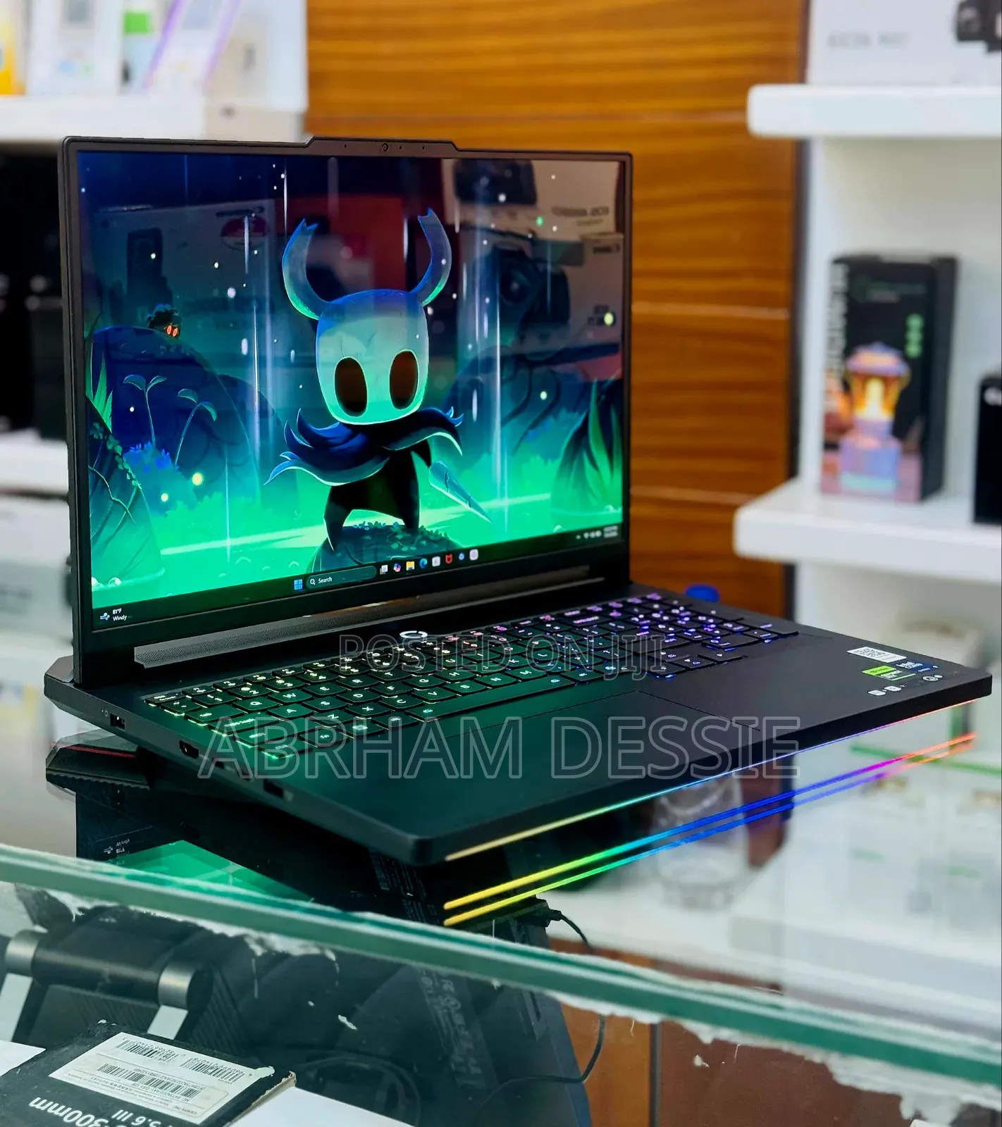 New Laptop Lenovo Legion 7 64GB Intel Core Ultra 9 SSD 2T