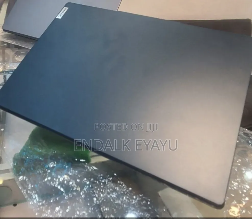 New Laptop Lenovo 16GB AMD Ryzen 7 SSD 512GB